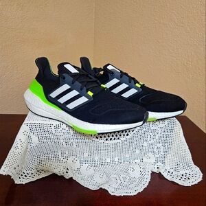 EUC- Adidas Ultraboost 22 Men"s Running Shoes, Sz 12